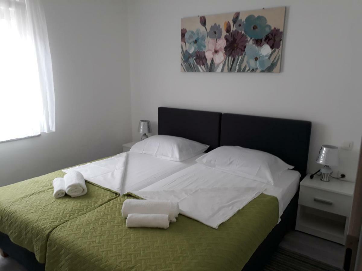 Apartments Roko Kostrena Luaran gambar